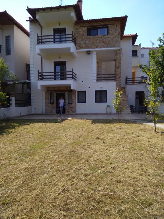 Stavro's Stone House * Siviri